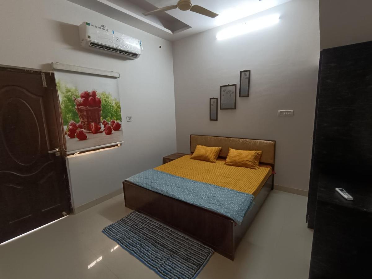 Leela Homestay Jabalpur - Lily - 2 Bhk Luxury Appartment Екстер'єр фото