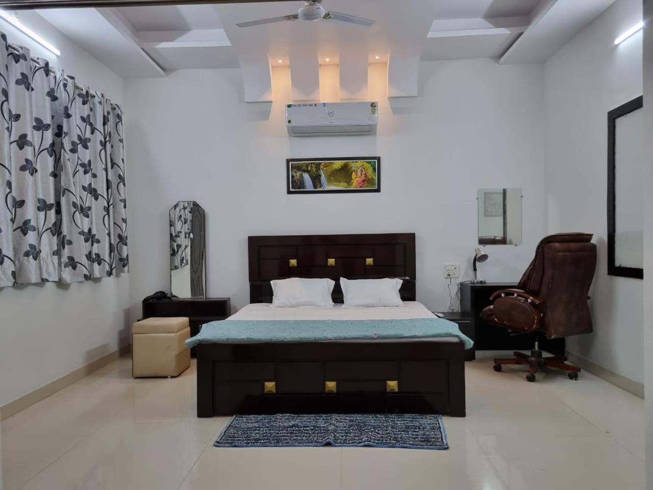 Leela Homestay Jabalpur - Lily - 2 Bhk Luxury Appartment Екстер'єр фото